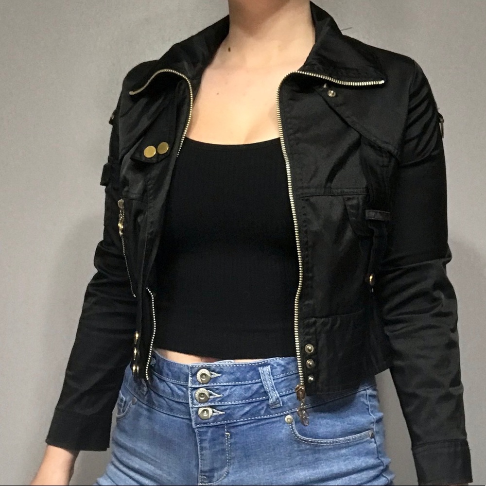Feng Ling jacket size small